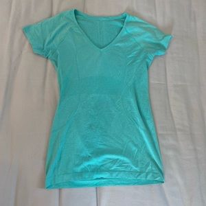 V-Neck Run swiftly lululemon Tee